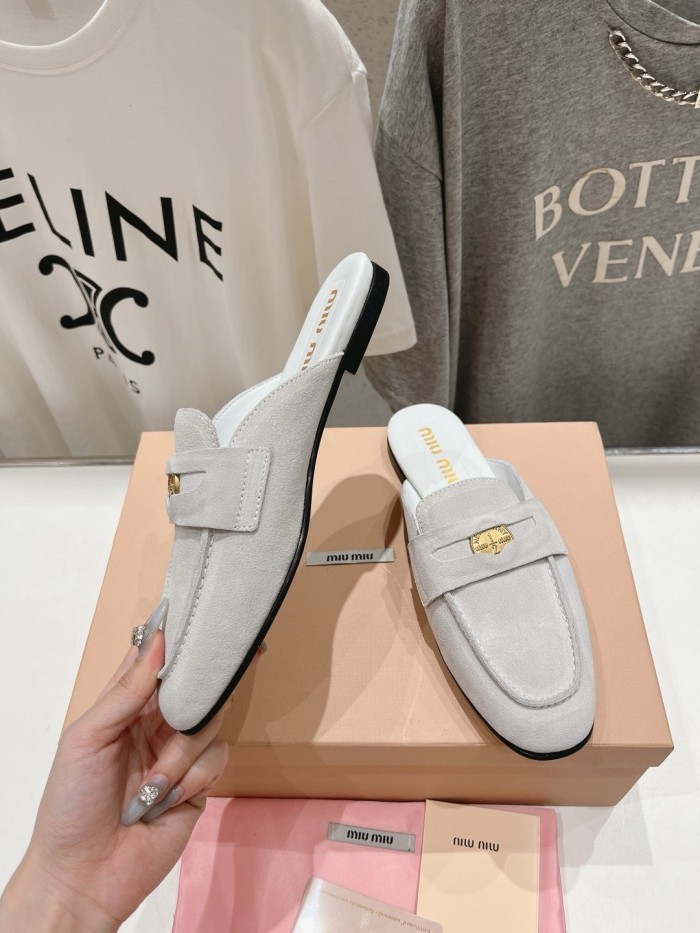 Kicks_Liu M*iu Miu  slippers