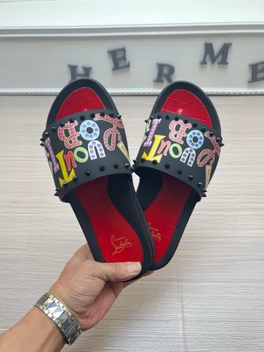 Kicks_Liu C*hristian Louboutin slippers
