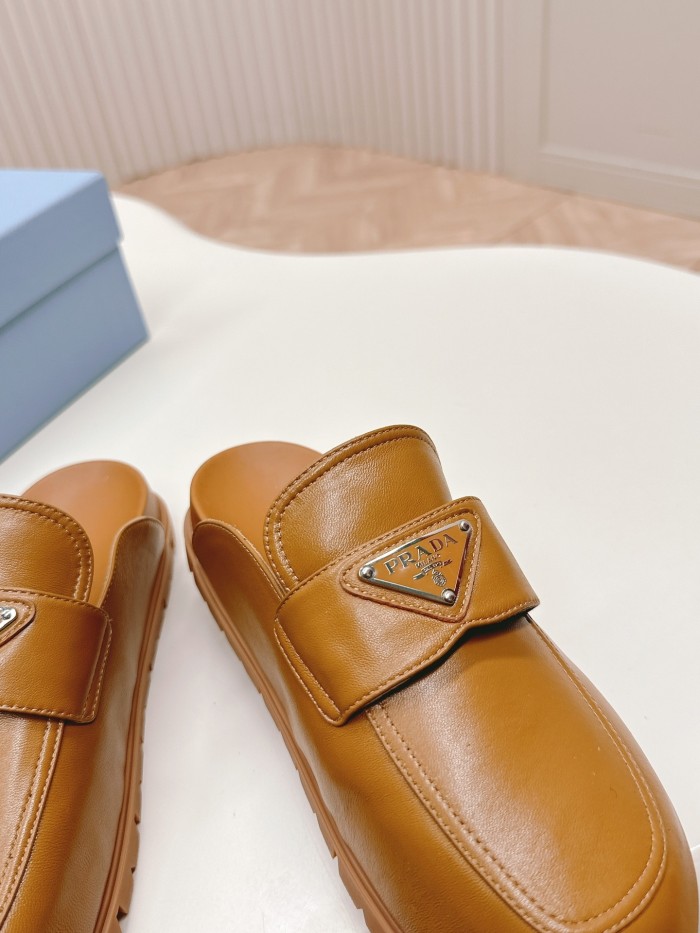Kicks_Liu  P*rada  slippers