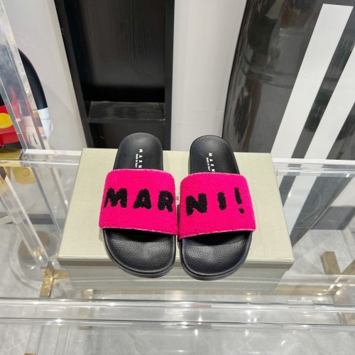 Kicks_Liu M*arni  slippers