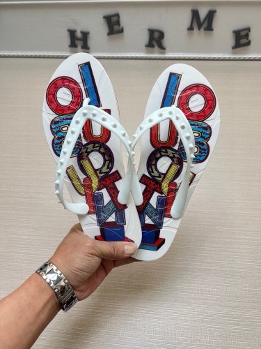 Kicks_Liu C*hristian Louboutin  slippers