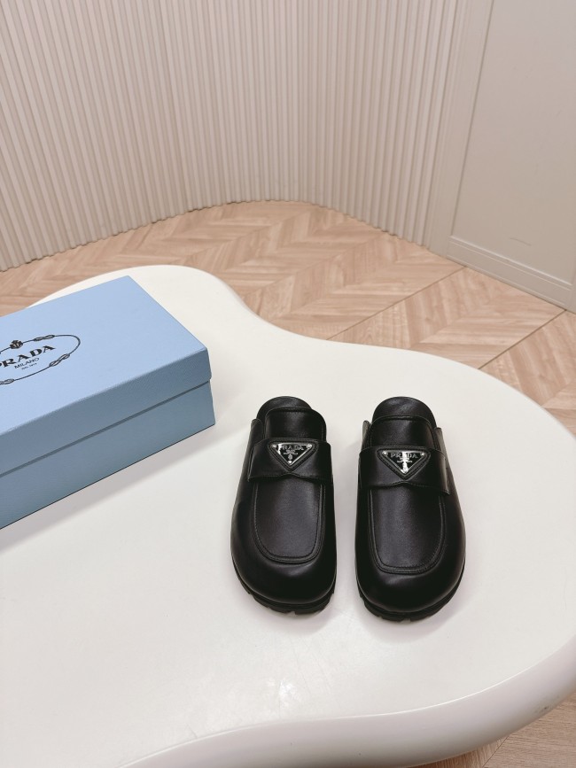 Kicks_Liu  P*rada  slippers