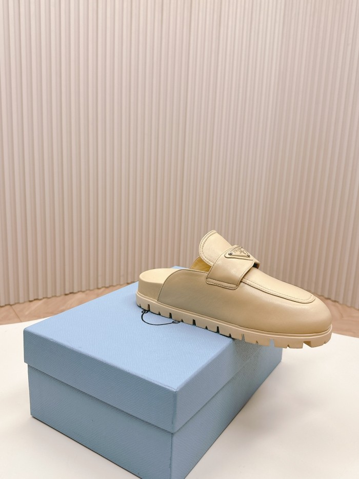 Kicks_Liu  P*rada  slippers