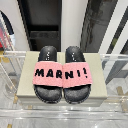 Kicks_Liu M*arni  slippers