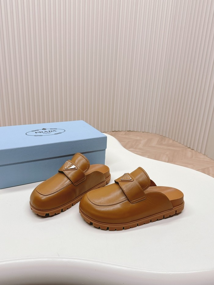 Kicks_Liu  P*rada  slippers