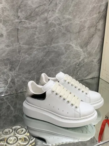 (Kicks Liu)  F*endi  Sneaker  Top Qualit