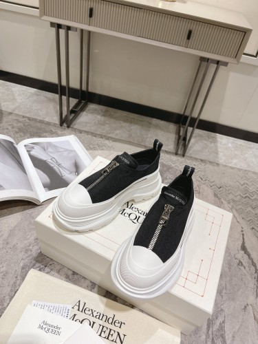 (Kicks Liu)  F*endi  Sneaker  Top Quality
