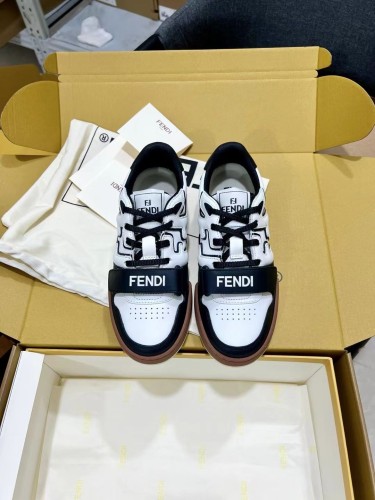 (Kicks Liu)  F*endi  Sneaker  Top Quality