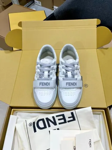 (Kicks Liu)  F*endi  Sneaker  Top Quality