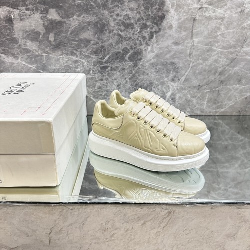 (Kicks Liu)  F*endi  Sneaker  Top Quality