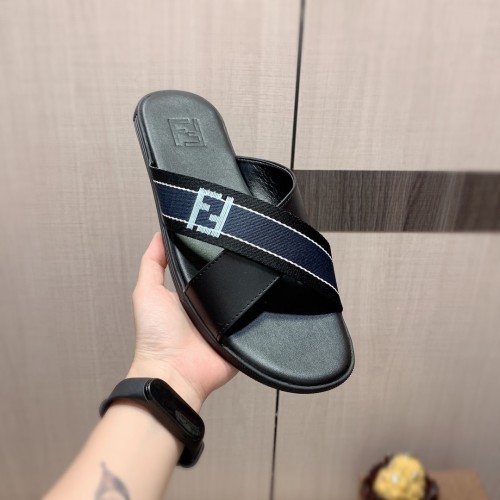 Kicks_Liu F*endi   slippers