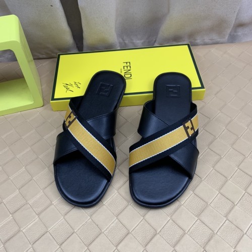 Kicks_Liu F*endi   slippers