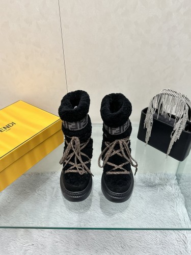 Kicks_Liu F*endi   Sneakers