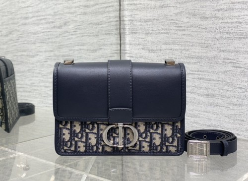 (Kicks Liu)   D*ior   Crossbody bag Top Quality 21.5x12x6cm