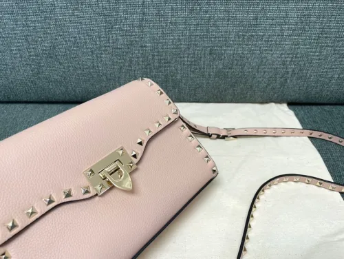 (Kicks Liu)  V*alentino  Crossbody bag  Top Quality 22.5x5x16cm