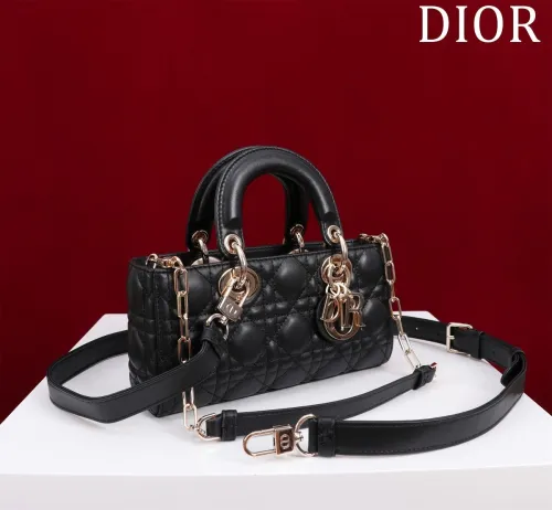 (Kicks Liu)  D*ior  bag  Top Quality  22*12*6.5cm