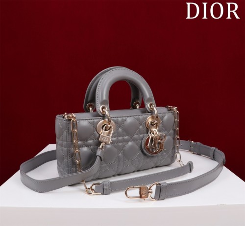 (Kicks Liu)  D*ior  bag  Top Quality  22*12*6.5cm