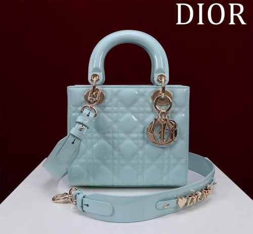 (Kicks Liu)  D*ior  bag  Top Quality  20*16*8cm