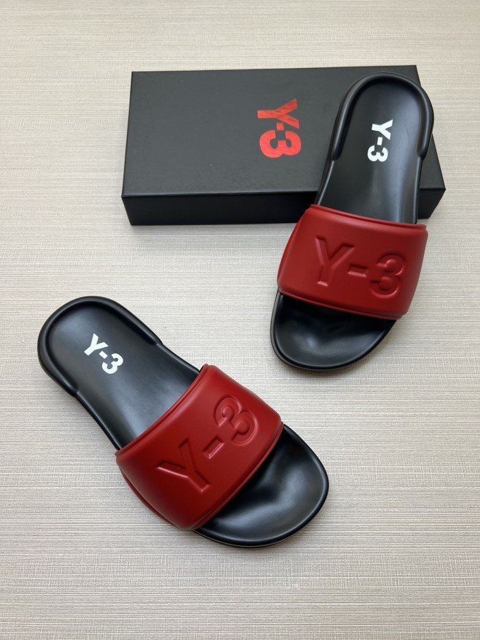 Kicks_Liu  A*didas   slippers