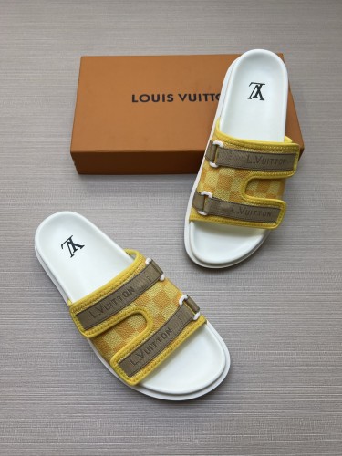 Kicks_Liu  L*ouis V*uitton  slippers