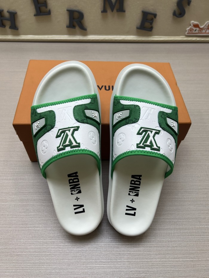 Kicks_Liu  L*ouis V*uitton  slippers
