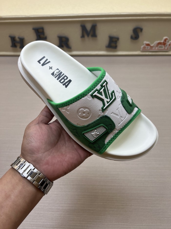 Kicks_Liu  L*ouis V*uitton  slippers