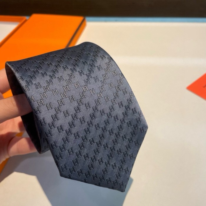 (Kicks Liu) Necktie Top Quality