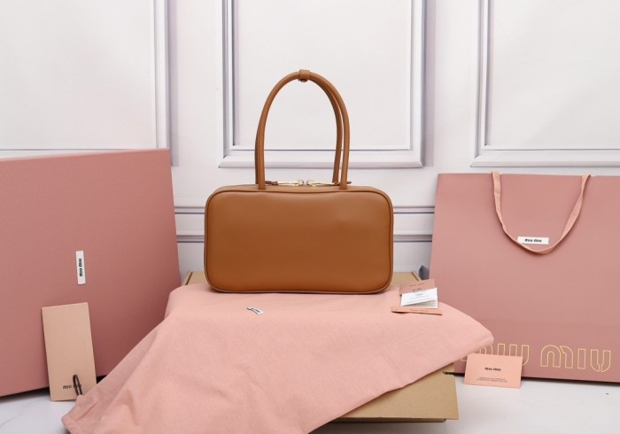 (Kicks Liu)  C*eline  bag  Top Quality 29*17*9cm