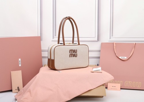 (Kicks Liu)  C*eline  bag  Top Quality 29*17*9cm
