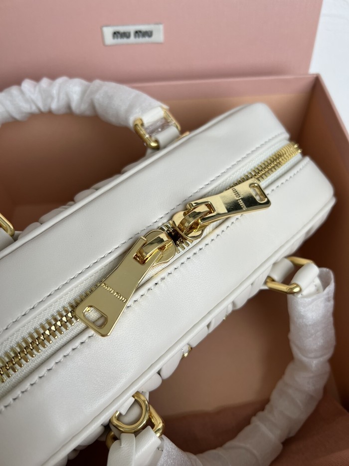 (Kicks Liu)  M*iu Miu  bag  Top Quality  22*10.5*7.5cm
