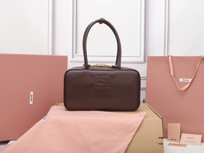 (Kicks Liu)  C*eline  bag  Top Quality 29*17*9cm