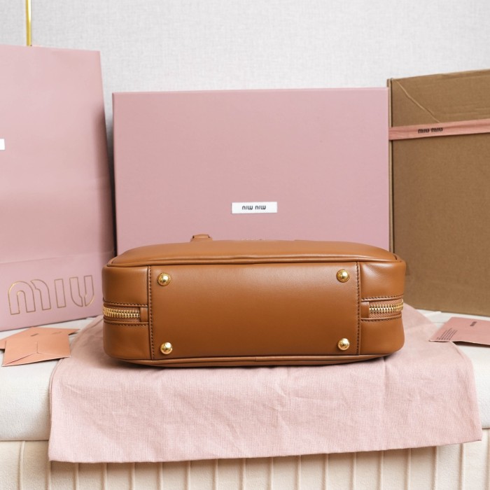 (Kicks Liu)  M*iu Miu  bag  Top Quality  18.5*14*6cm