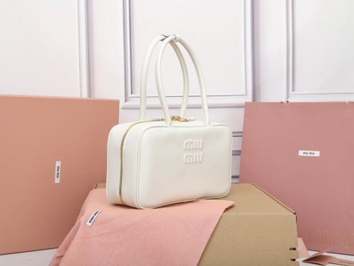 (Kicks Liu)  C*eline  bag  Top Quality 29*17*9cm