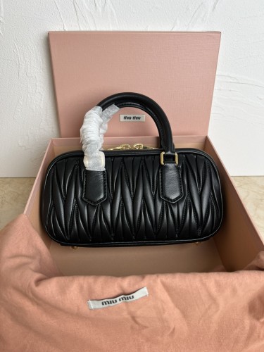 (Kicks Liu)  M*iu Miu  bag  Top Quality  22*10.5*7.5cm