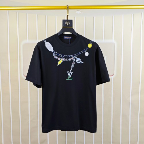 (Kicks Liu) L' ouis V' uitton T-shirt  Top Quality
