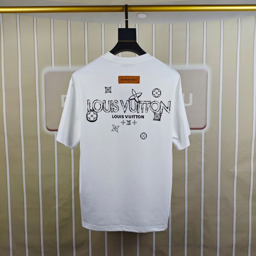 (Kicks Liu) L' ouis V' uitton T-shirt  Top Quality