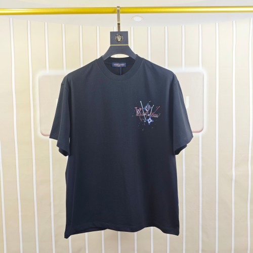 (Kicks Liu) L' ouis V' uitton T-shirt  Top Quality