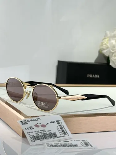 (Kicks Liu)  P*rada  Glasses  Top Quality