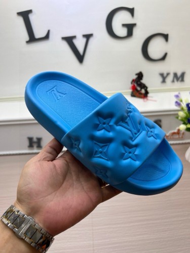 Kicks_Liu  L*ouis V*uitton  slippers