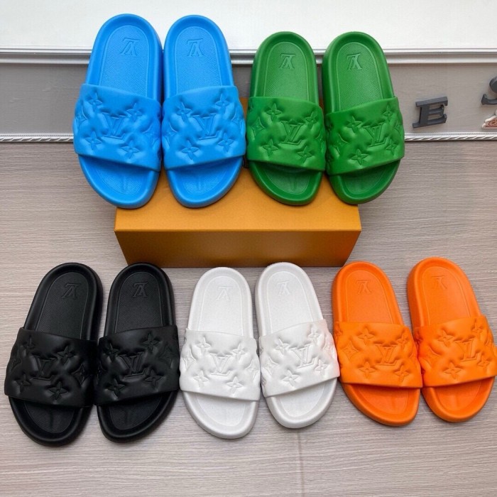 Kicks_Liu  L*ouis V*uitton  slippers