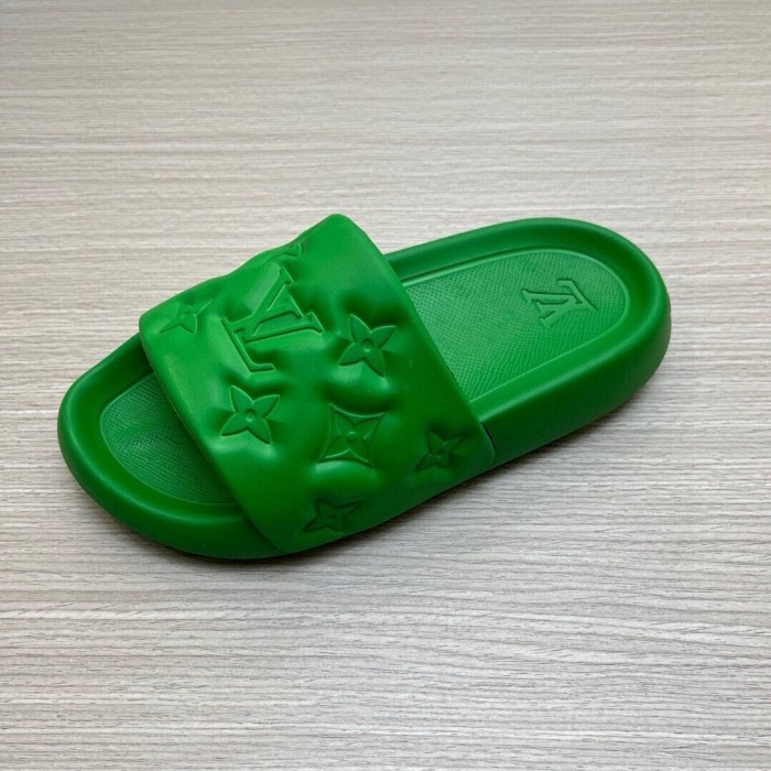 Kicks_Liu  L*ouis V*uitton  slippers