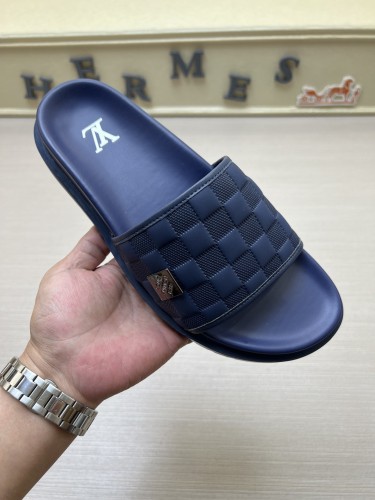 Kicks_Liu  L*ouis V*uitton  slippers