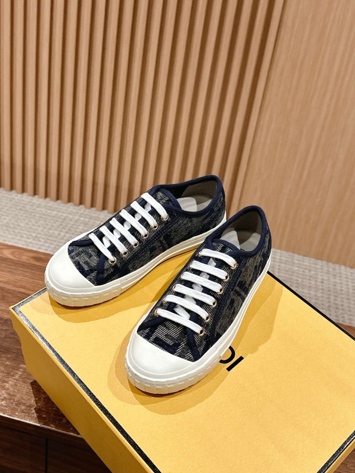 Kicks_Liu F*endi   Sneakers