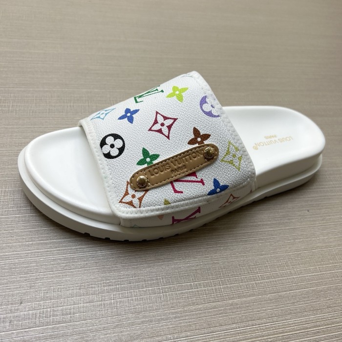 Kicks_Liu  L*ouis V*uitton  slippers