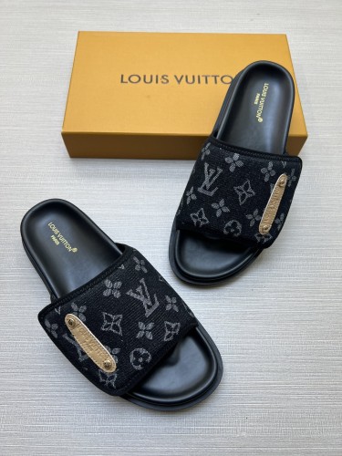 Kicks_Liu  L*ouis V*uitton  slippers