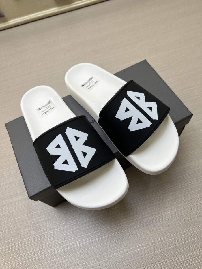 (Kicks Liu) W/M B*alenciaga slippers