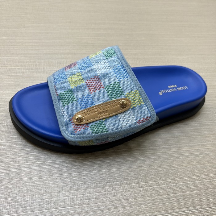 Kicks_Liu  L*ouis V*uitton  slippers