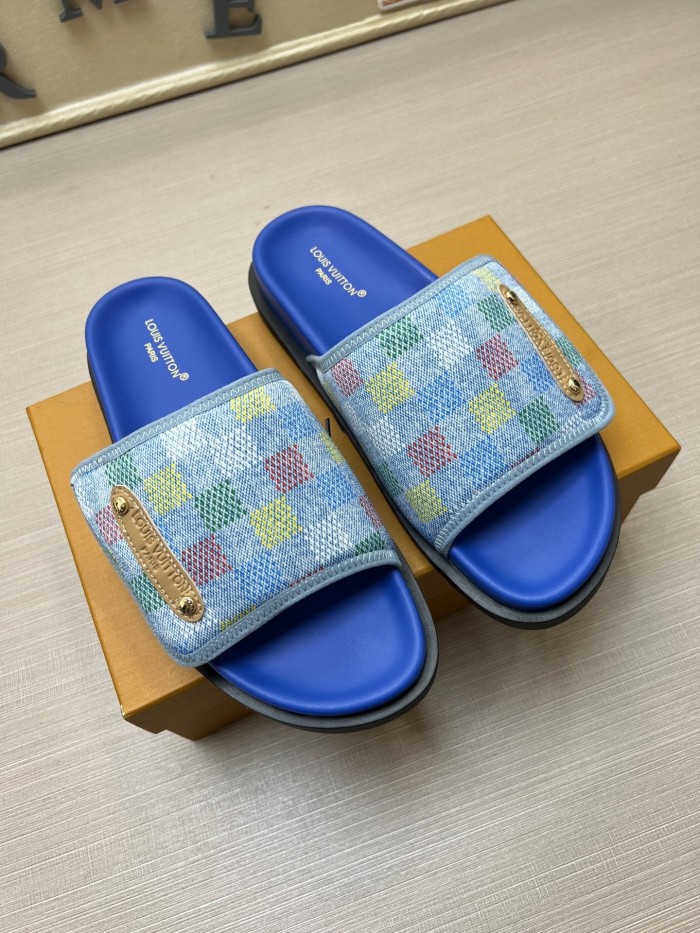 Kicks_Liu  L*ouis V*uitton  slippers