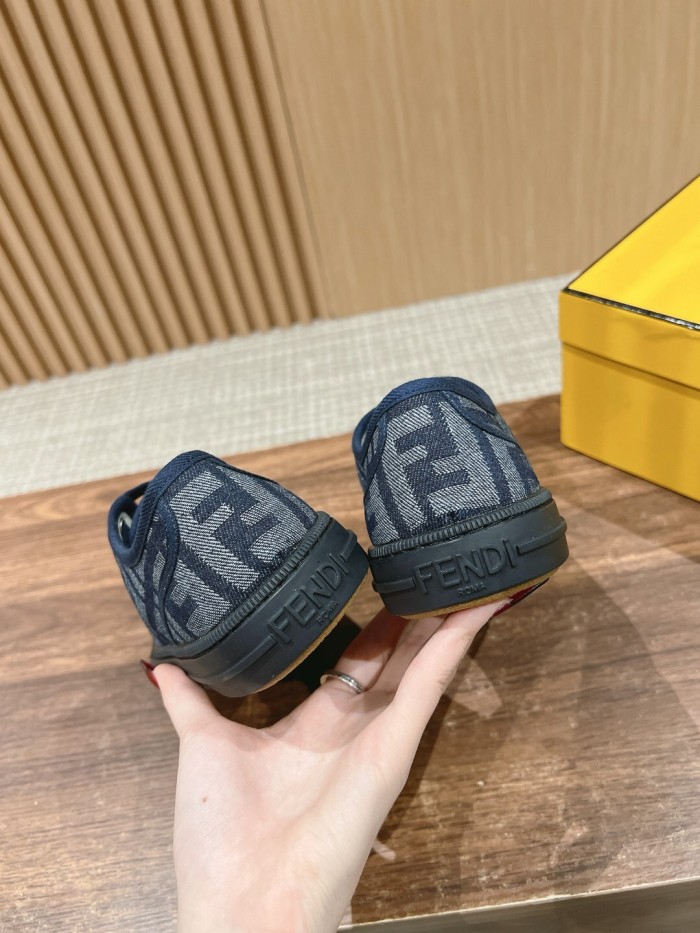 Kicks_Liu F*endi   Sneakers