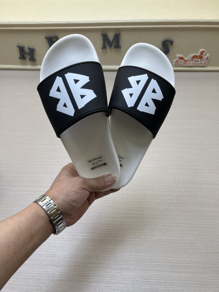 (Kicks Liu) W/M B*alenciaga slippers